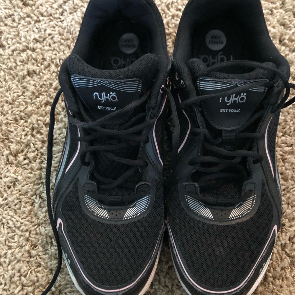 Womens size 11